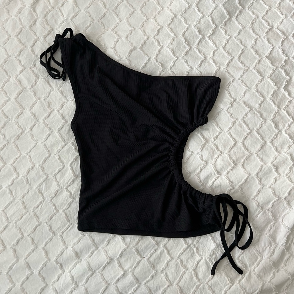 BEGINNING BOUTIQUE TANK